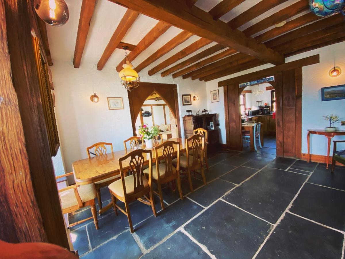 Beautiful Secluded Farmhouse With Hot Tub Villa Barmouth Exterior foto