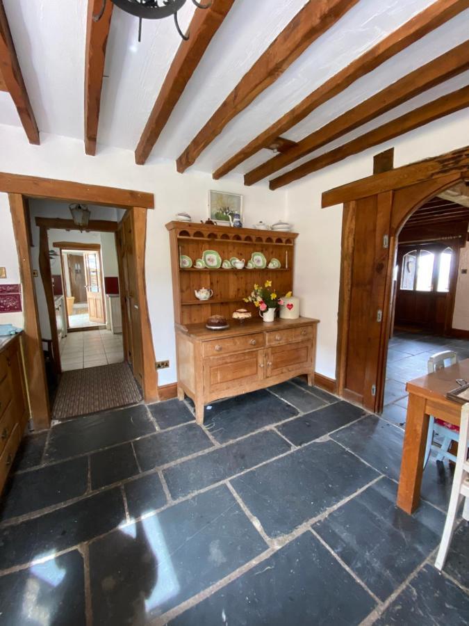 Beautiful Secluded Farmhouse With Hot Tub Villa Barmouth Exterior foto